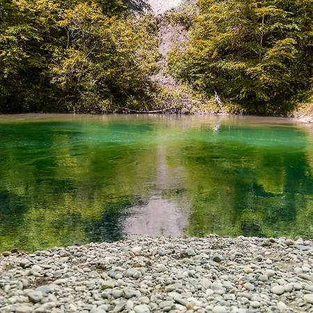 Au Fil De L'eau 펜션 *